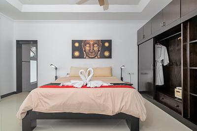 NAT22532: Renovated 3-bedroom villa in Phuket with a private pool in Nai Thon. Photo #21