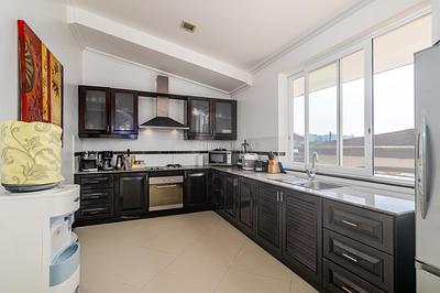 NAT22532: Renovated 3-bedroom villa in Phuket with a private pool in Nai Thon. Photo #8