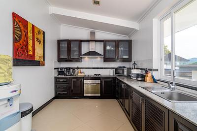 NAT22532: Renovated 3-bedroom villa in Phuket with a private pool in Nai Thon. Photo #7