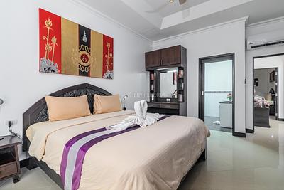 NAT22533: Renovated 3-bedroom villa in Phuket with a private pool in Nai Thon. Photo #14