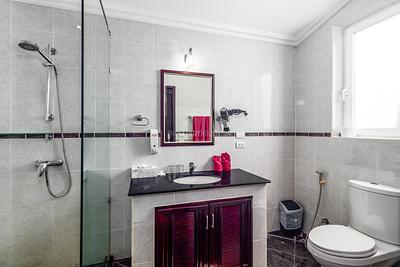 NAT22533: Renovated 3-bedroom villa in Phuket with a private pool in Nai Thon. Photo #17