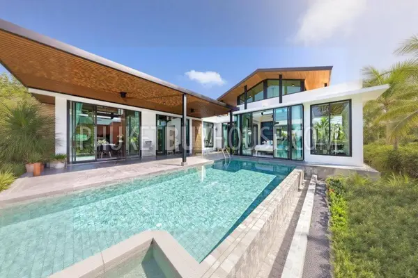 NAI22521: Expansive 6-Bedroom Private Villa Near Nai Harn Beach. Photo #1