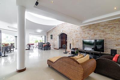 NAT22534: Renovated 2-bedroom villa in Phuket with a private pool in Nai Thon . Photo #12