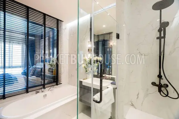 BAN22545: 1-Bedroom Resale Condo on 6th Floor Near Bang Tao Beach. Photo #9
