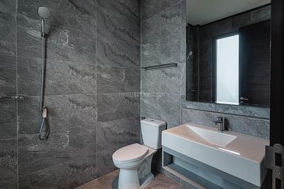 BAN22551: Majestic Lakeside Villa with Rooftop Oasis and Waterfall Pool in Bang Tao’s Hidden Paradise. 照片 #42