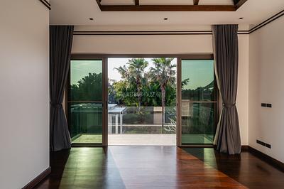BAN22551: Majestic Lakeside Villa with Rooftop Oasis and Waterfall Pool in Bang Tao’s Hidden Paradise. 照片 #24