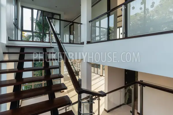 BAN22551: Majestic Lakeside Villa with Rooftop Oasis and Waterfall Pool in Bang Tao’s Hidden Paradise. Photo #16