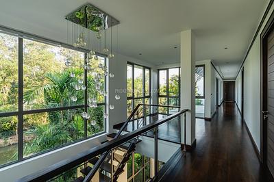 BAN22551: Majestic Lakeside Villa with Rooftop Oasis and Waterfall Pool in Bang Tao’s Hidden Paradise. 照片 #36