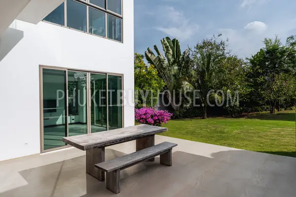 BAN22551: Majestic Lakeside Villa with Rooftop Oasis and Waterfall Pool in Bang Tao’s Hidden Paradise. Photo #6