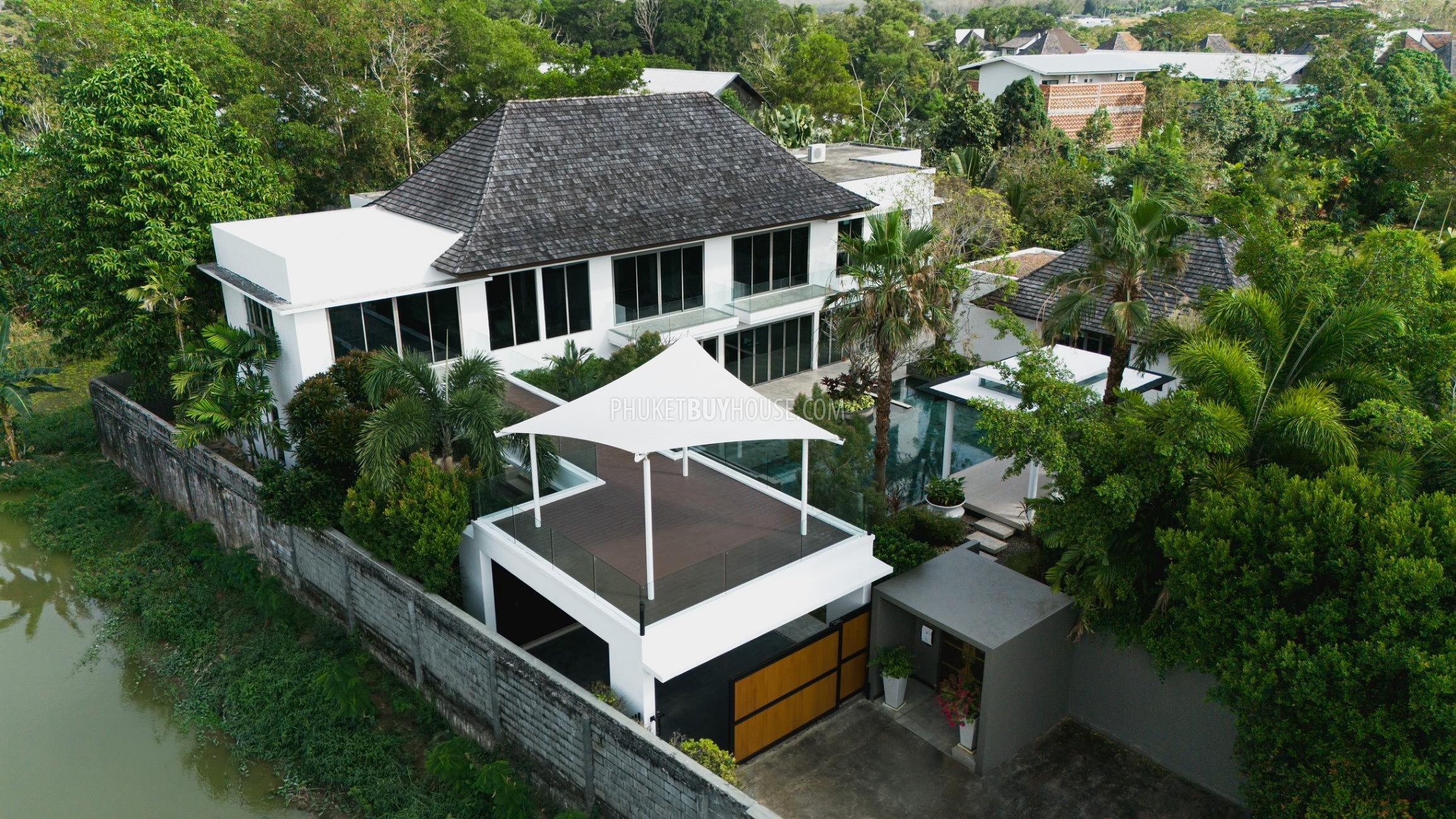 BAN22551: Majestic Lakeside Villa with Rooftop Oasis and Waterfall Pool in Bang Tao’s Hidden Paradise. Photo #3