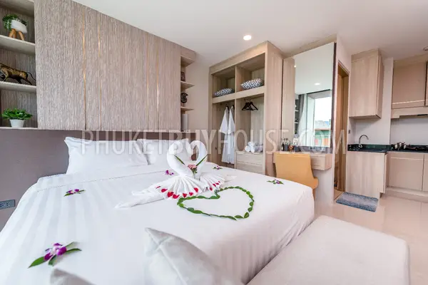 PAT7252: Spacious Studio in the Quiet Area of Patong. Photo #2