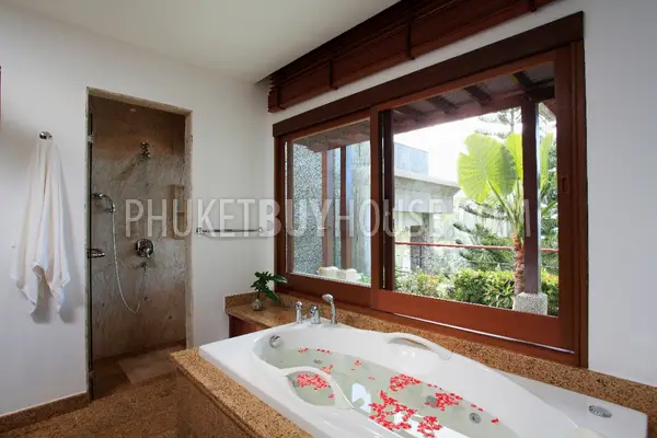 SUR6747: Villa with Panoramic Sea View in Surin. Photo #31