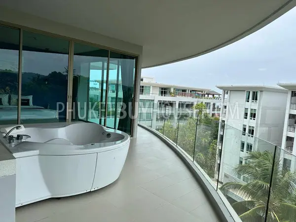 KAR7262: Seaview Apartment with Jacuzzi in Karon. Photo #1