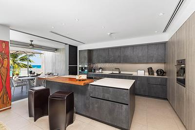 LAG22563: Magnificent 3-Bedroom Beachfront Apartment with Ocean Views and Private Pool. Photo #11