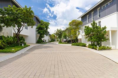 LAG22563: Magnificent 3-Bedroom Beachfront Apartment with Ocean Views and Private Pool. Photo #36