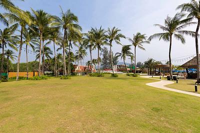LAG22563: Magnificent 3-Bedroom Beachfront Apartment with Ocean Views and Private Pool. Photo #39