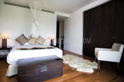 SUR7266: Four Bedroom Seaview Villa in Surin. Photo #14