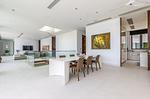 NAT22570: Breathtaking Oceanfront Penthouse with Panoramic Sunset Views. Thumbnail #16