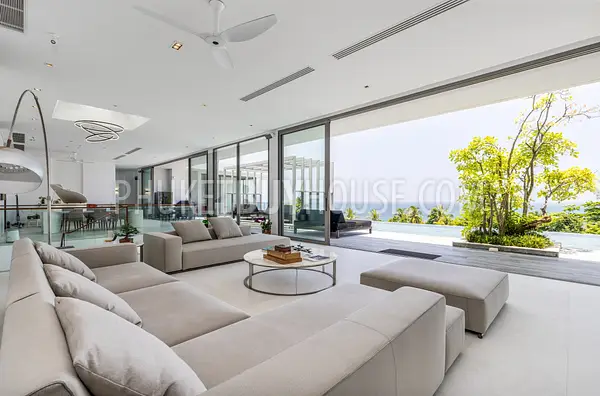 NAT22570: Breathtaking Oceanfront Penthouse with Panoramic Sunset Views. Photo #7