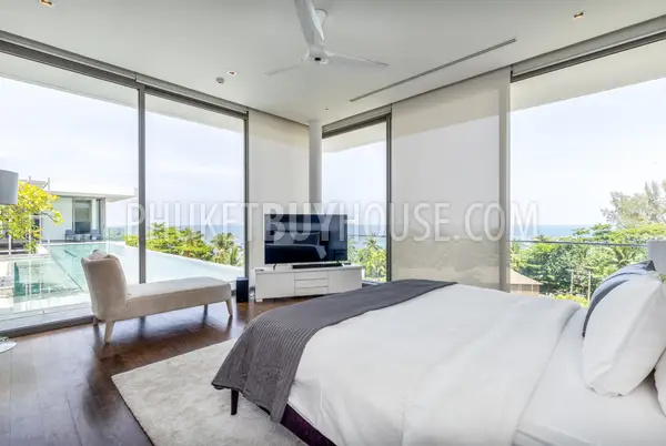 NAT22570: Breathtaking Oceanfront Penthouse with Panoramic Sunset Views. Photo #32