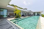 NAT22570: Breathtaking Oceanfront Penthouse with Panoramic Sunset Views. Thumbnail #1