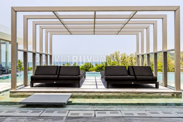 NAT22570: Breathtaking Oceanfront Penthouse with Panoramic Sunset Views. Photo #8
