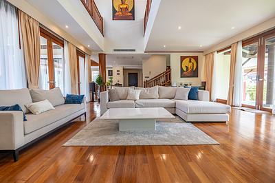 LAG22572: 4-Bedroom Villa with Golf View and Prime Location in Phuket. Photo #14
