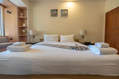LAG22572: 4-Bedroom Villa with Golf View and Prime Location in Phuket. Photo #39
