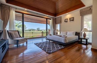 LAG22572: 4-Bedroom Villa with Golf View and Prime Location in Phuket. Photo #6