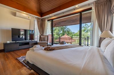 LAG22572: 4-Bedroom Villa with Golf View and Prime Location in Phuket. Photo #41