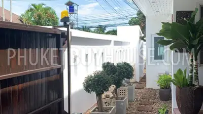 RAW7275: Three Bedroom Pool Villa in Rawai. Photo #7