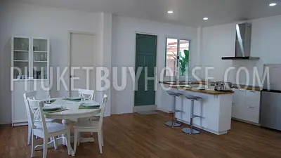 RAW7275: Three Bedroom Pool Villa in Rawai. Photo #4