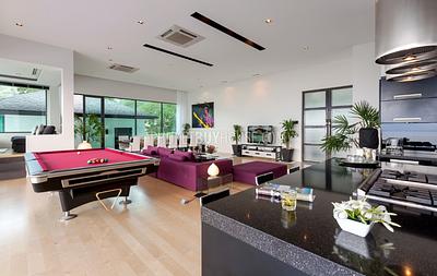 PAT22573: Breathtaking 6-Bedroom Sea View Villa with Private Squash Court Near Patong. Photo #6