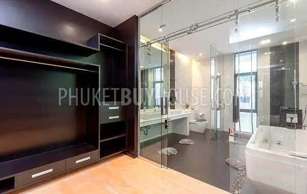 PAT22573: Breathtaking 6-Bedroom Sea View Villa with Private Squash Court Near Patong. 照片 #32