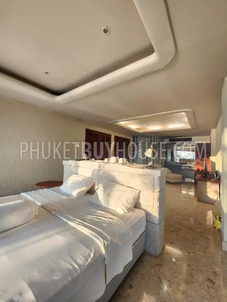 PAN7281: 6 Bedroom House in Panwa. Fotoğraf #11