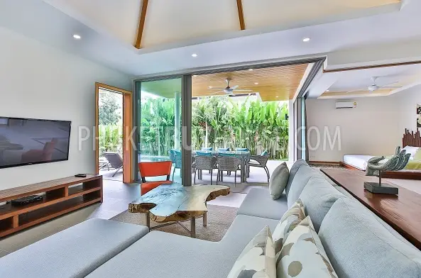 RAW22576: Tropical Pool Villas in a Quiet Gated Community, Rawai District. Photo #9
