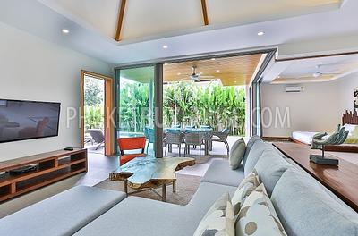 RAW22576: Tropical Pool Villas in a Quiet Gated Community, Rawai District. Photo #9