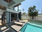 BAN22019: Oriental-Style 3 Bedroom Pool Villa For Sale Right on Bangtao Beach Road. 缩略图 #27