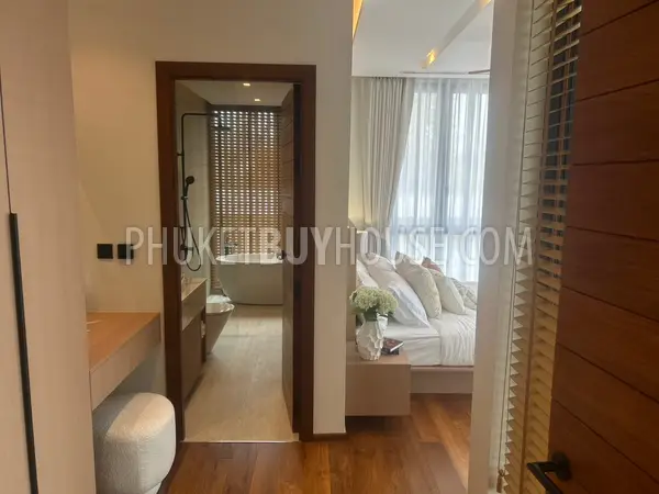 BAN22019: Oriental-Style 3 Bedroom Pool Villa For Sale Right on Bangtao Beach Road. 照片 #13