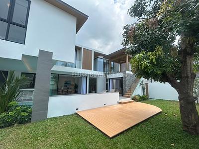 BAN22019: Oriental-Style 3 Bedroom Pool Villa For Sale Right on Bangtao Beach Road. Photo #23