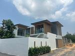 BAN22019: Oriental-Style 3 Bedroom Pool Villa For Sale Right on Bangtao Beach Road. 缩略图 #24