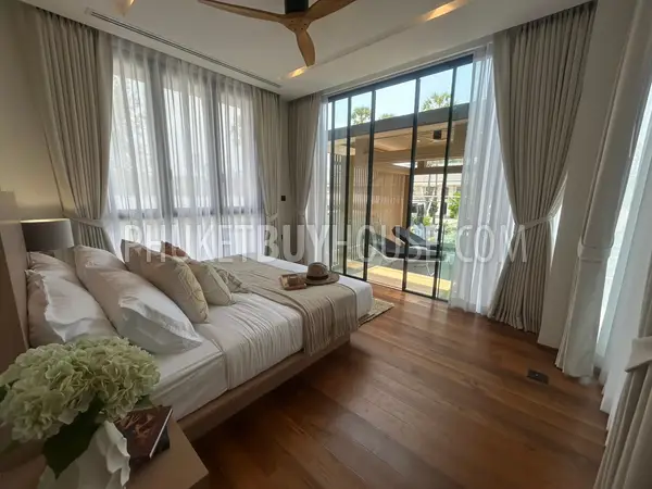 BAN22019: Oriental-Style 3 Bedroom Pool Villa For Sale Right on Bangtao Beach Road. 照片 #19