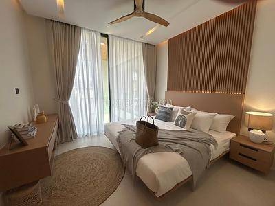 BAN22019: Oriental-Style 3 Bedroom Pool Villa For Sale Right on Bangtao Beach Road. Photo #14