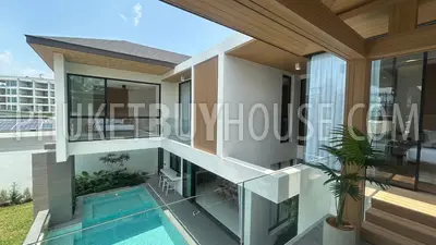 BAN22019: Oriental-Style 3 Bedroom Pool Villa For Sale Right on Bangtao Beach Road. Fotoğraf #29