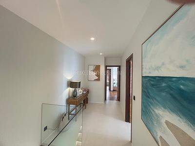 BAN22019: Oriental-Style 3 Bedroom Pool Villa For Sale Right on Bangtao Beach Road. Photo #18