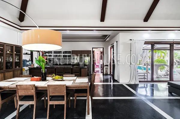 RAW22585: 5-Bedroom Private Pool Villa with Rare Double Land Plot in Rawai. 照片 #6