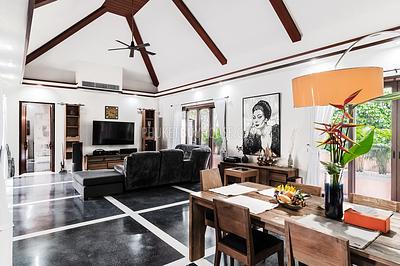 RAW22585: 5-Bedroom Private Pool Villa with Rare Double Land Plot in Rawai. Photo #4