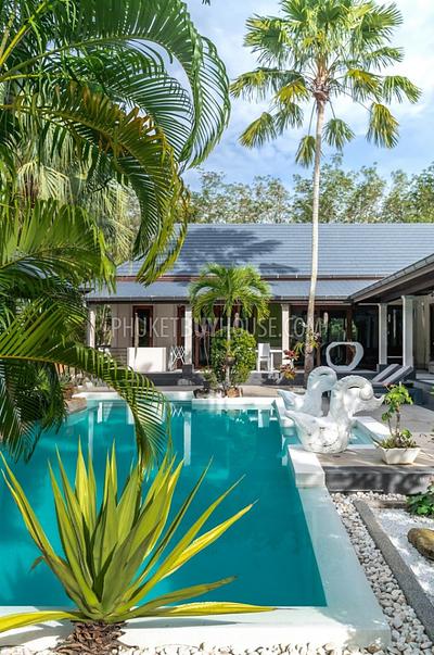 RAW22585: 5-Bedroom Private Pool Villa with Rare Double Land Plot in Rawai. Photo #26