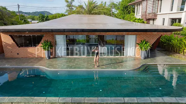 LAG22588: Architect-Designed Tropical Villa on Golf Course with Sustainable Features. Photo #1