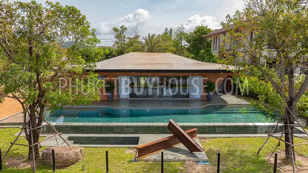 LAG22588: Architect-Designed Tropical Villa on Golf Course with Sustainable Features. Photo #16